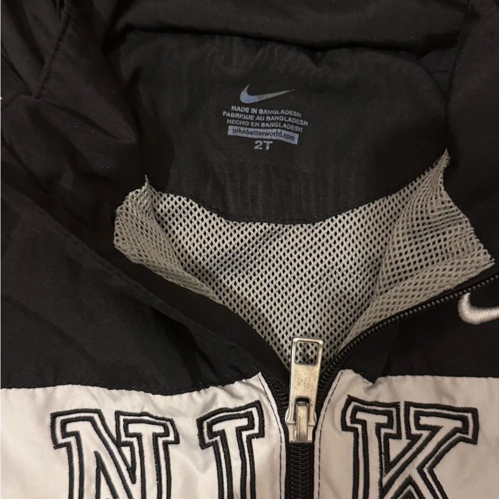 Nike Windbreaker Zip up Jacket